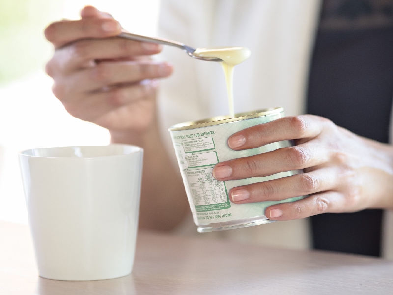 Condensed milk in tin